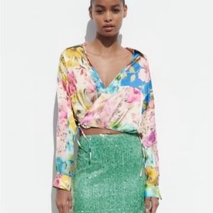 Silk floral blouse, XS, Zara. Never worn, tags still on.